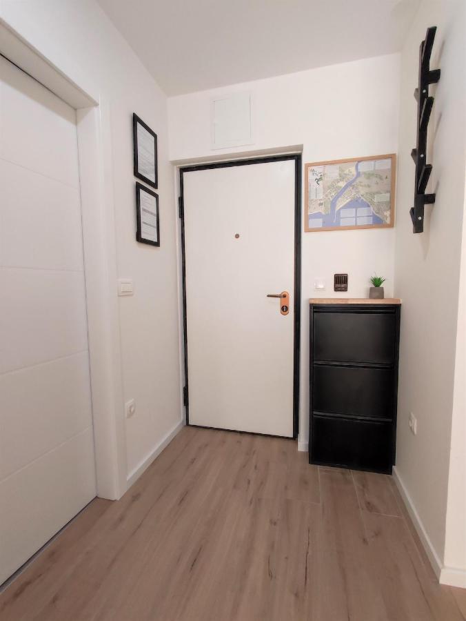 Center Apartment Pia Omiš Екстериор снимка