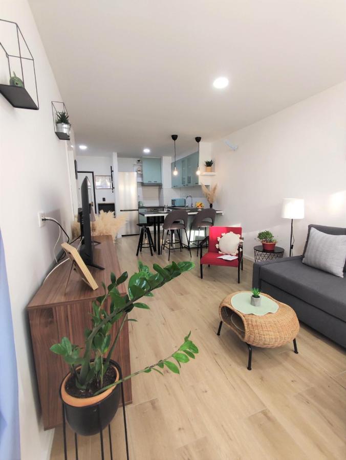 Center Apartment Pia Omiš Екстериор снимка
