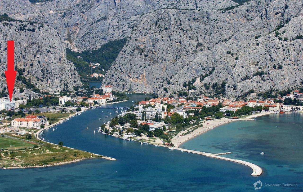 Center Apartment Pia Omiš Екстериор снимка