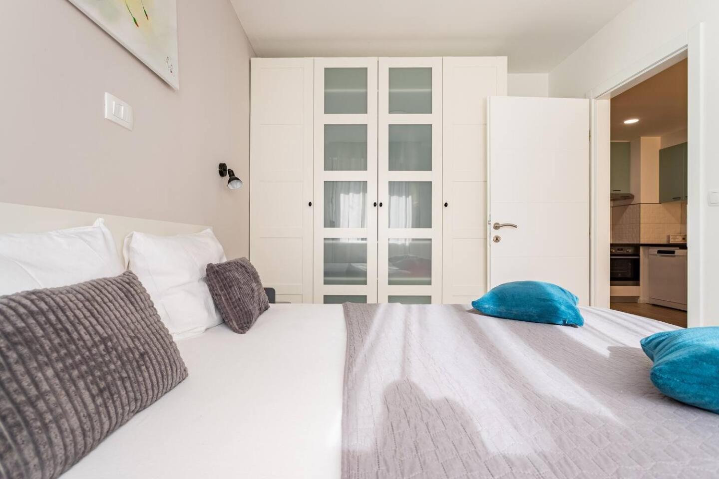 Center Apartment Pia Omiš Екстериор снимка