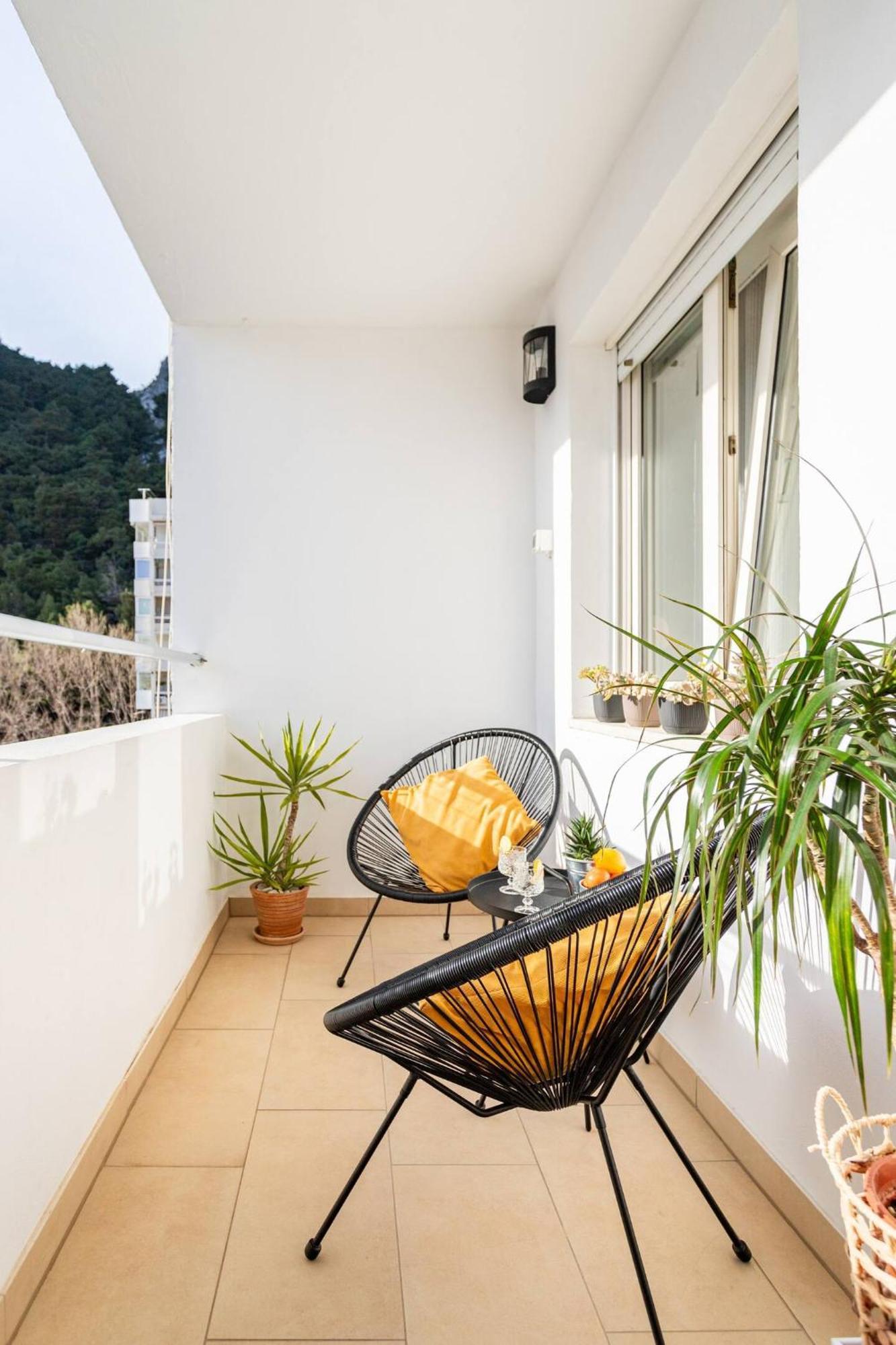 Center Apartment Pia Omiš Екстериор снимка